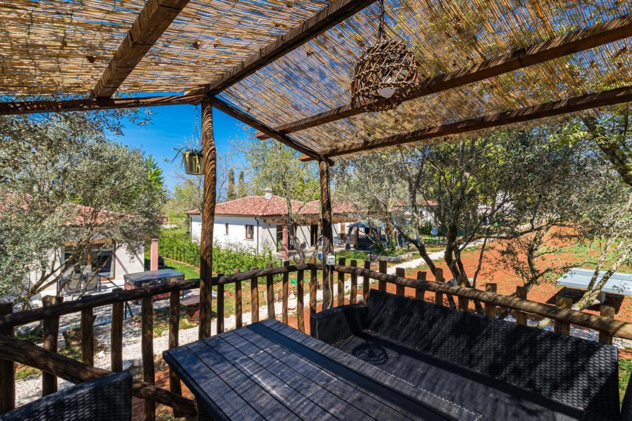 Apartmani Noa I Natali Kaldanija Bagian luar foto