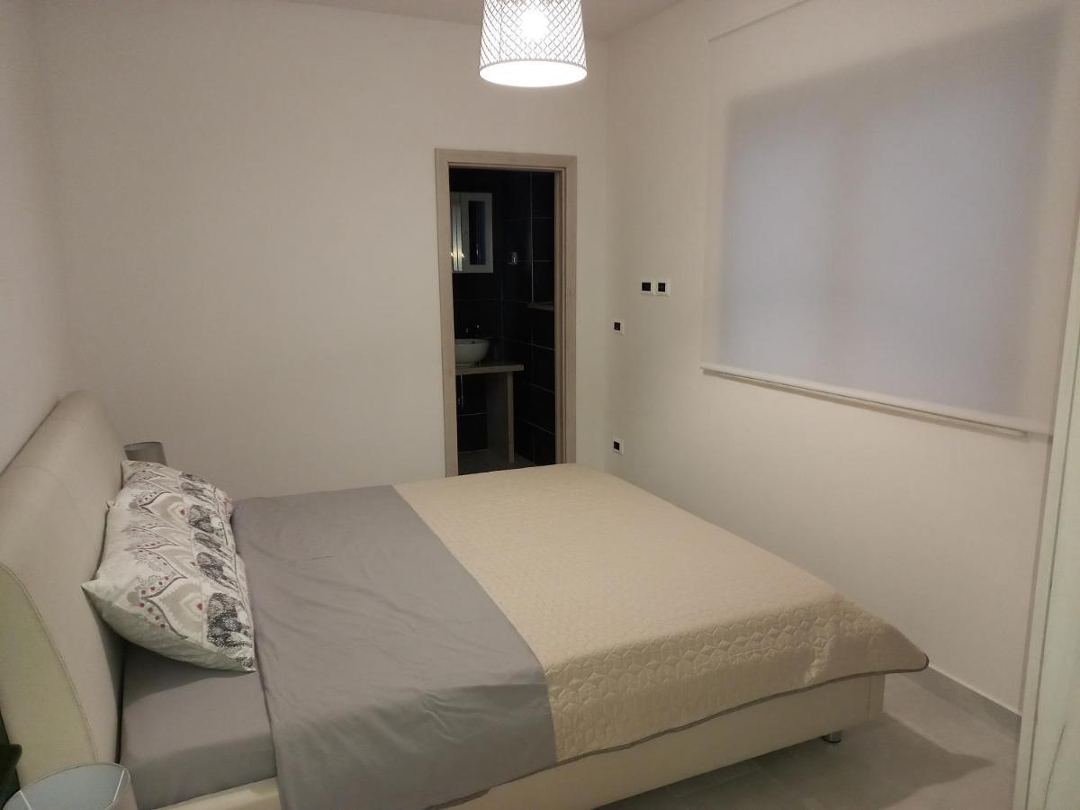 Apartmani Noa I Natali Kaldanija Bagian luar foto
