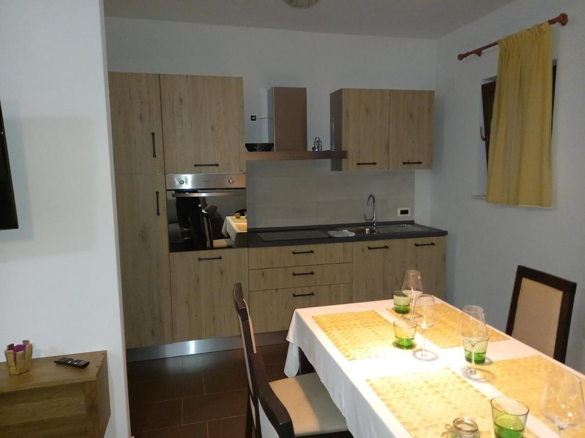 Apartmani Noa I Natali Kaldanija Bagian luar foto