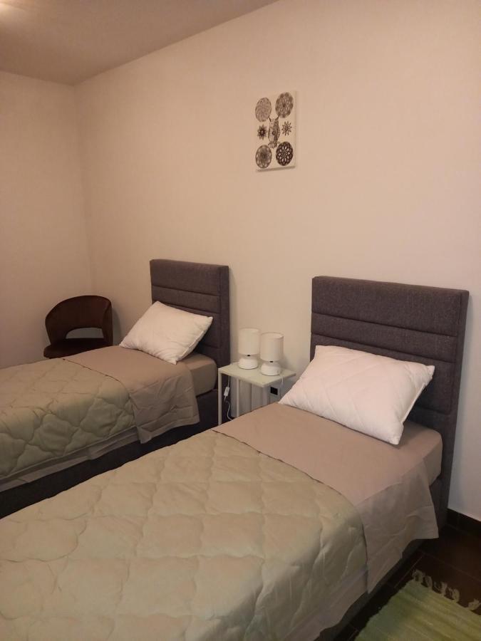 Apartmani Noa I Natali Kaldanija Bagian luar foto